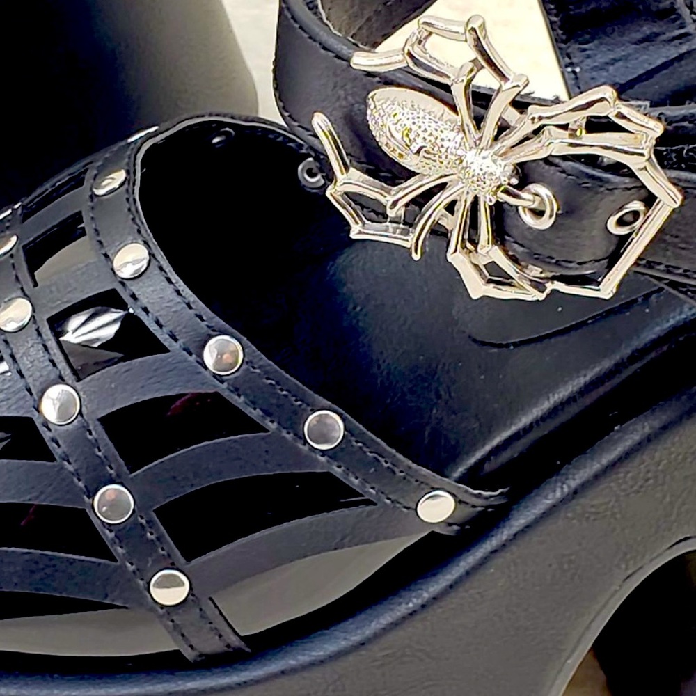 Demonia 11 spider platform sandals
